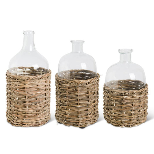 LG GLASS VASE IN BASKET