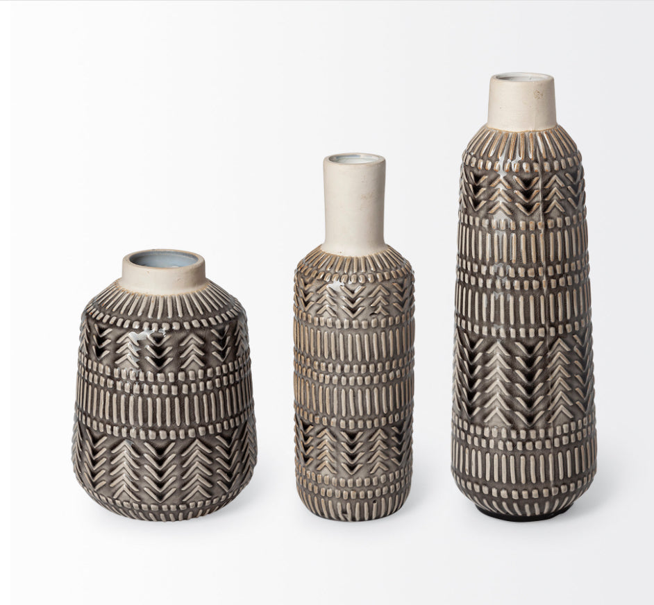 MD Riker Vase