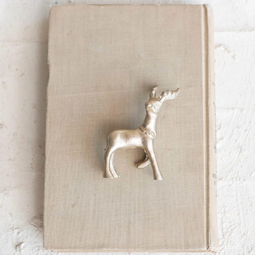 Champagne Aluminum Deer