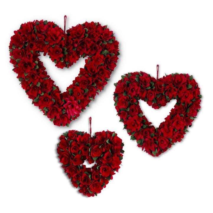 MD - Red & Green Wood Chip Heart Wreath