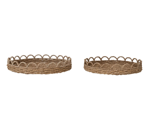 18" Woven Seagrass Scalloped Tray