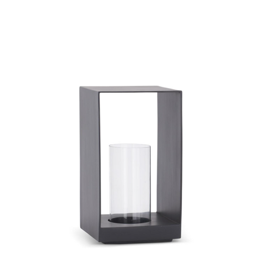 18" BLK Metal/Glass Hurricane/Lantern